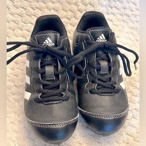 Adidas baseball cleats